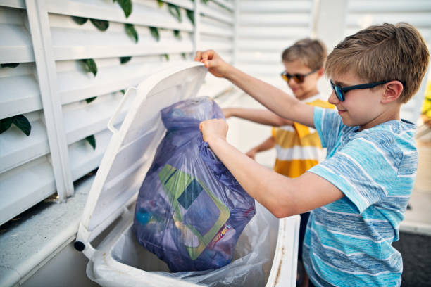 Best Commercial Junk Removal  in Gordon Heights, NY